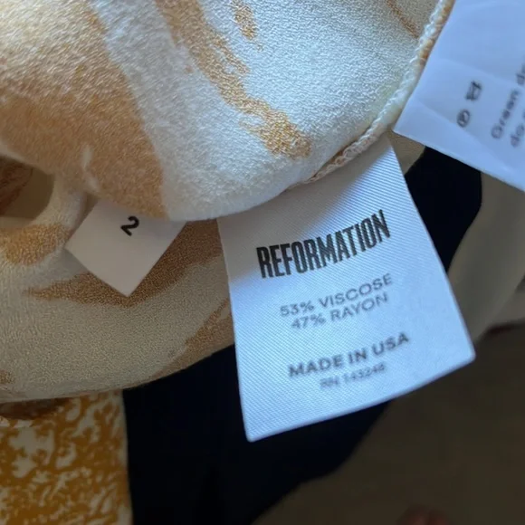 Reformation Wallflower Top - Picture 4 of 6